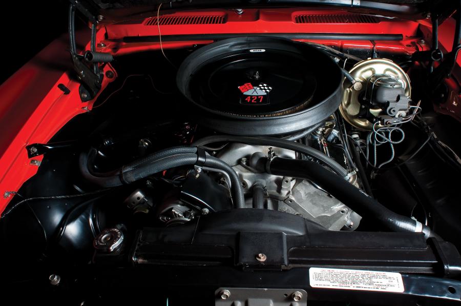 Моторный отсек Chevrolet Camaro ZL1 1969 года  (фото 14 из 40)